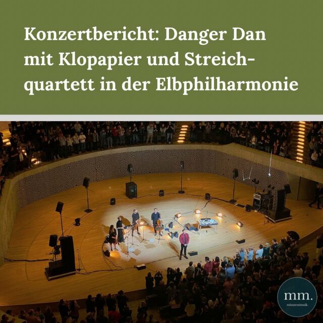 Auf den ersten Blick wirkt es, als würden hier zwei Welten aufeinanderprallen: Danger Dan (@danger_dan_666), eigentlich Rapper bei der Antilopen Gang (@antilopengang), steht in Bomberjacke auf der Bühne der Elbphilharmonie Hamburg, singt mit Streichquartett von Militanz und Klopapier. Warum das Ganze auf den zweiten Blick aber bestens funktioniert, lest ihr in unserer Rezension. Link in der Bio!
-
#dangerdan #antilopengang #heckquartett #elbphilharmonie #hamburg #konzertbericht